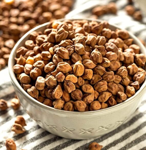 organic kabuli chana blacke chicpeas